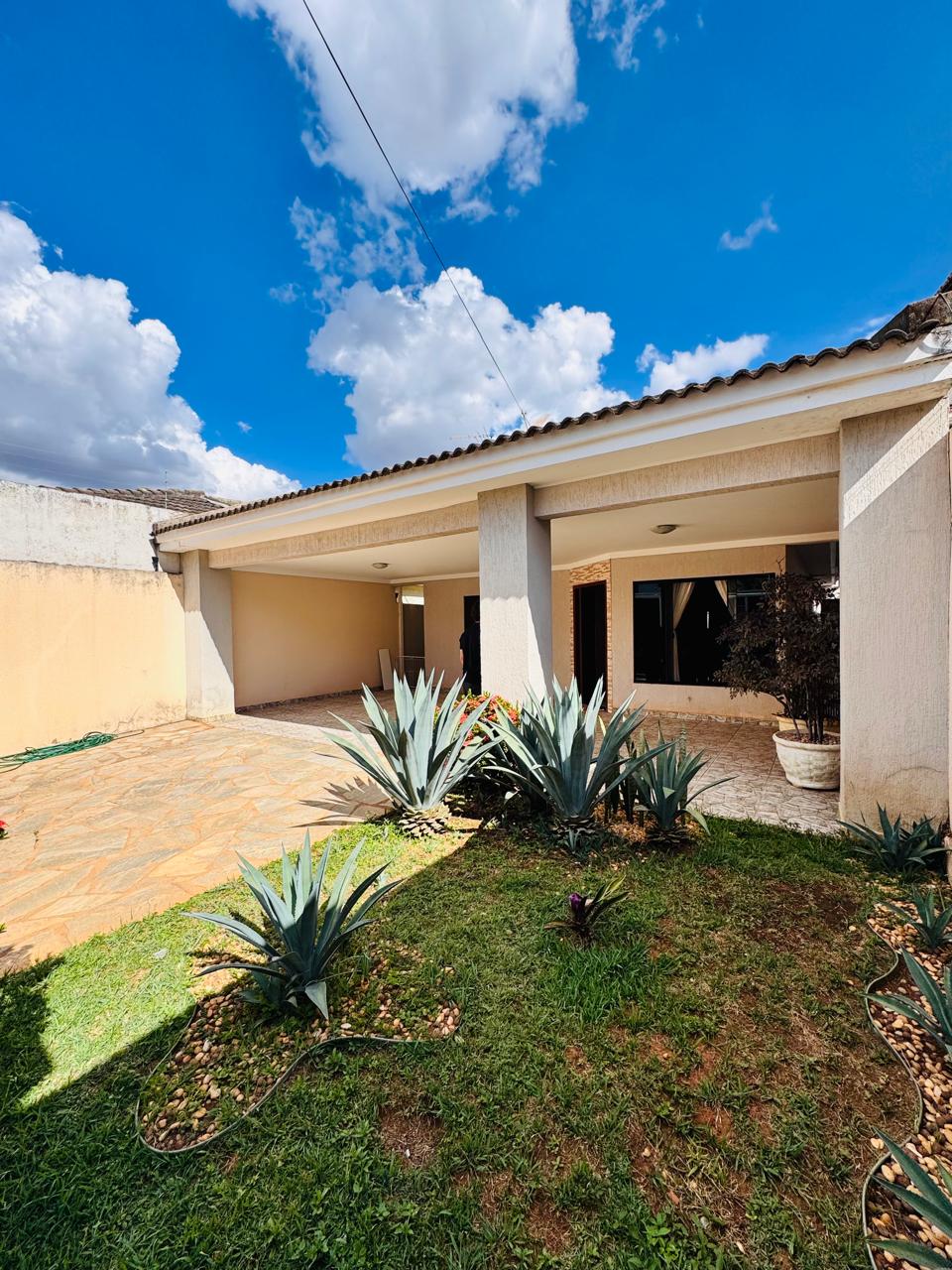 CASA À VENDA EM VICENTE PIRES — RUA 5