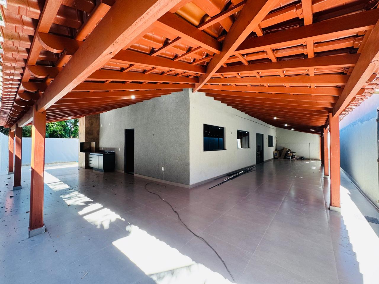 CASA A VENDA NA COLÔNIA AGRÍCOLA SAMAMBAIA